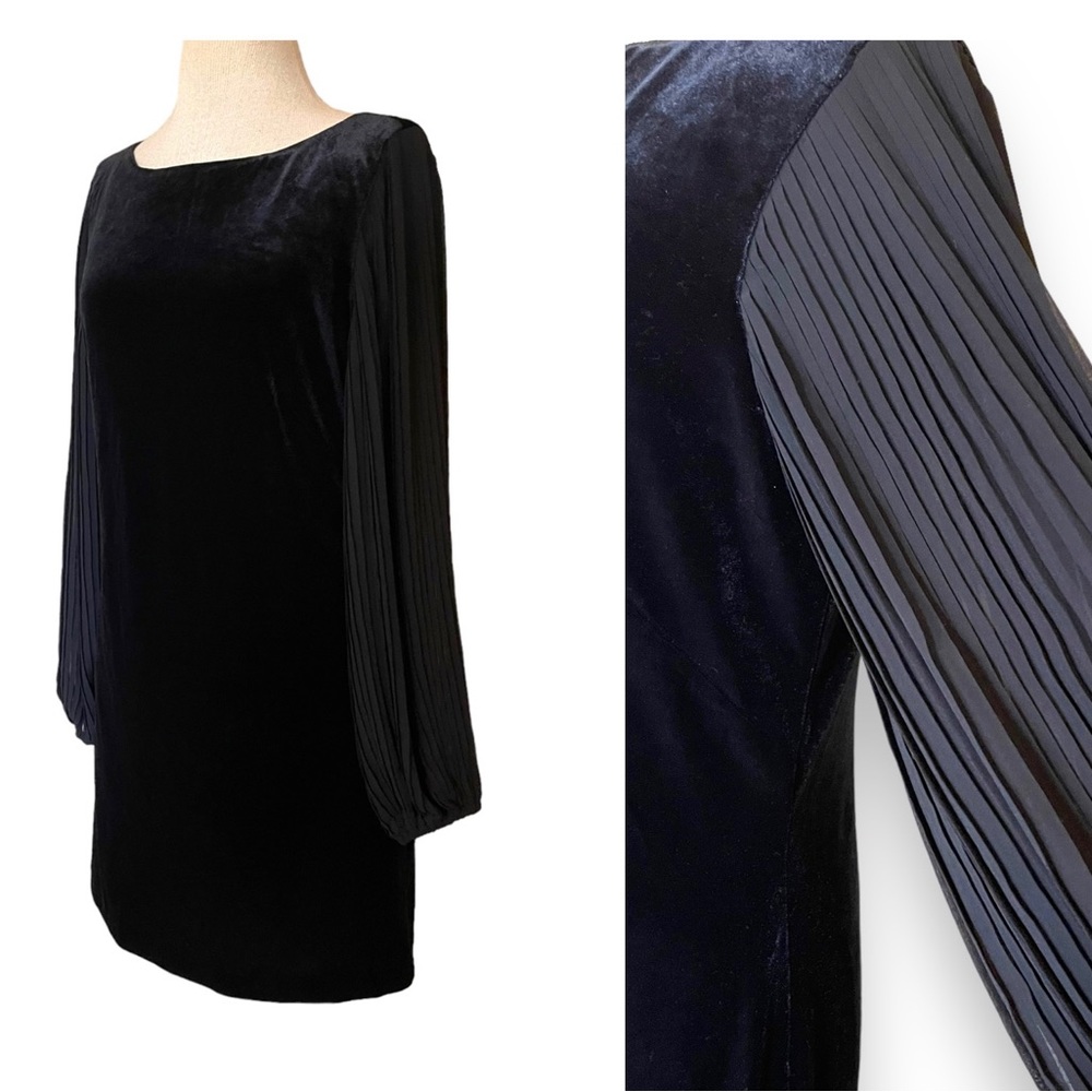 NWOT WH|BM velvet dress